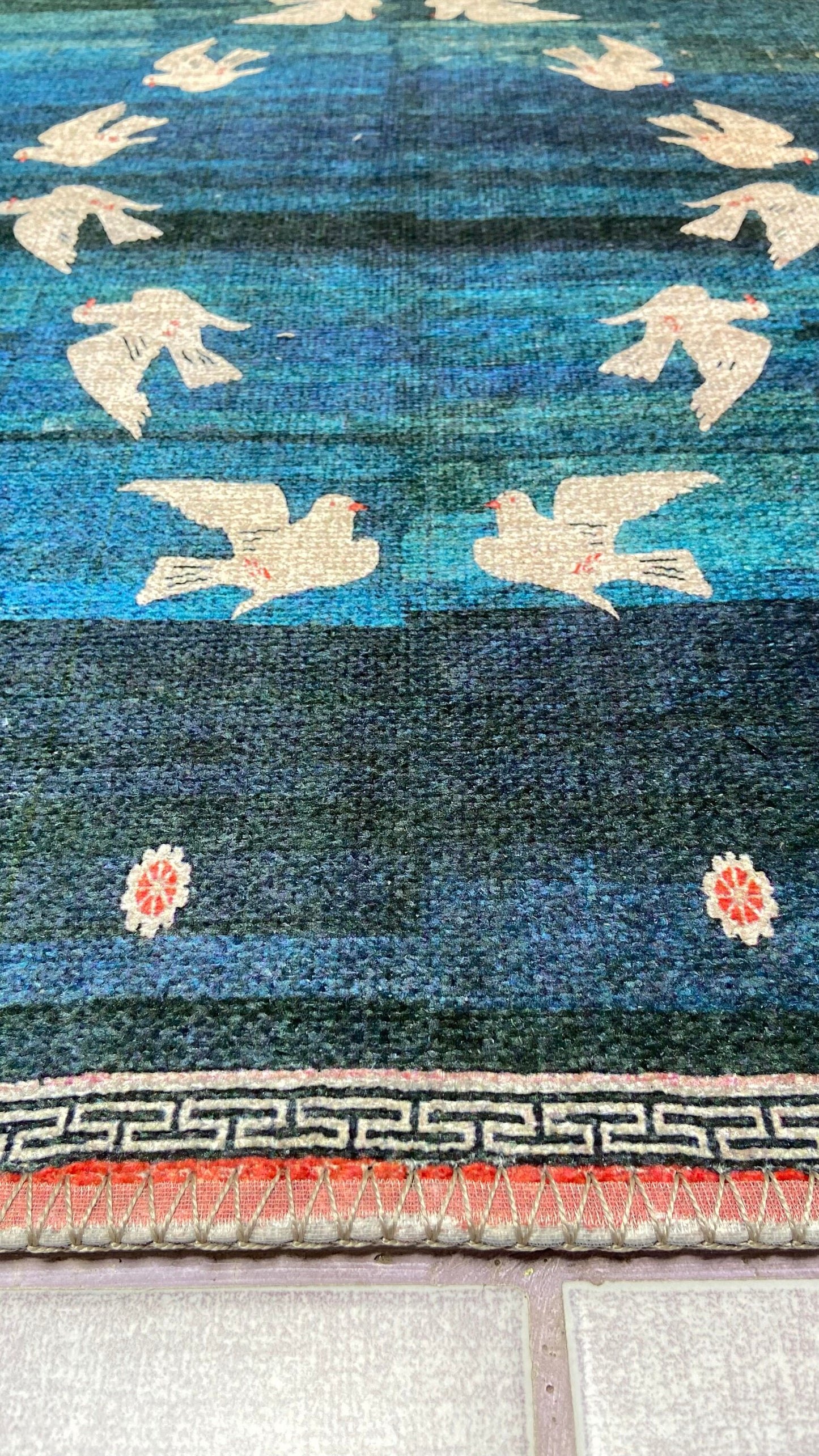 1'9 x 2'9 Blue and Beige Rug with Pigeons