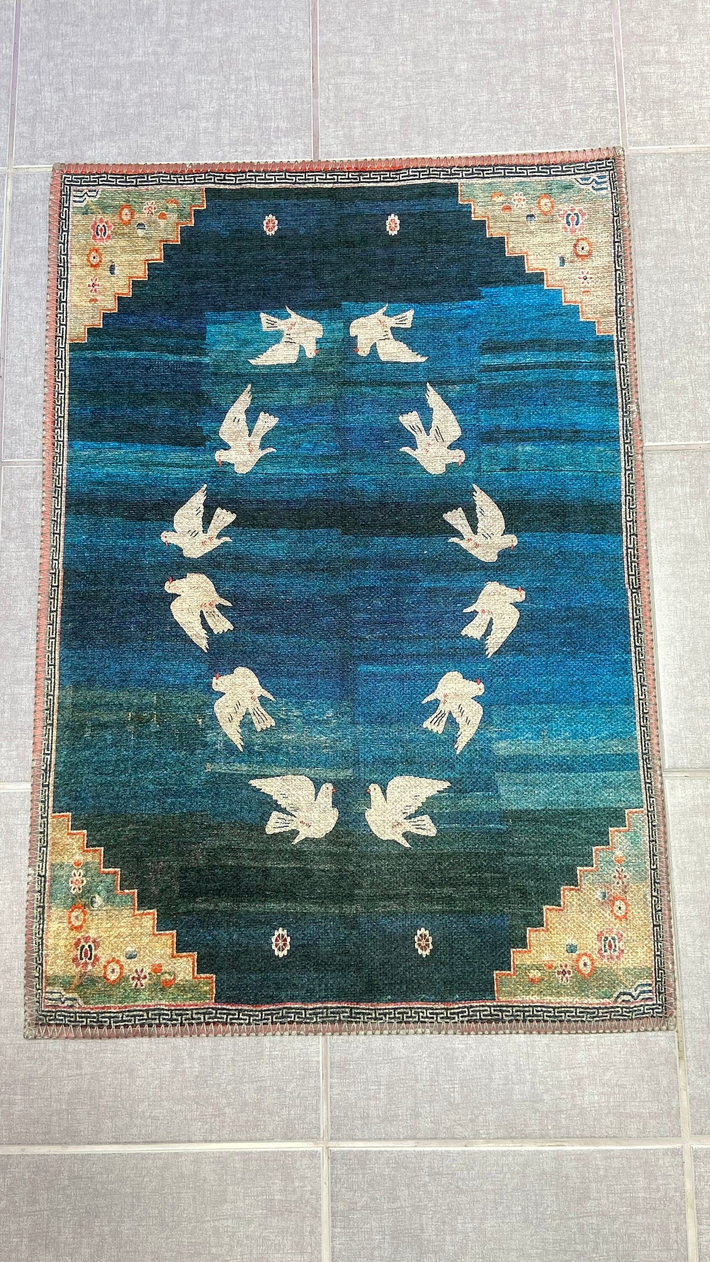 1'9 x 2'9 Blue and Beige Rug with Pigeons