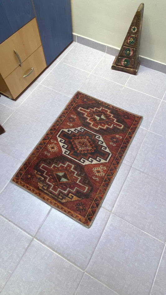 1'9 x 2'9 Small Rug, Brown,Honey and Beige ,Washable Rug, Non-Slip Rug